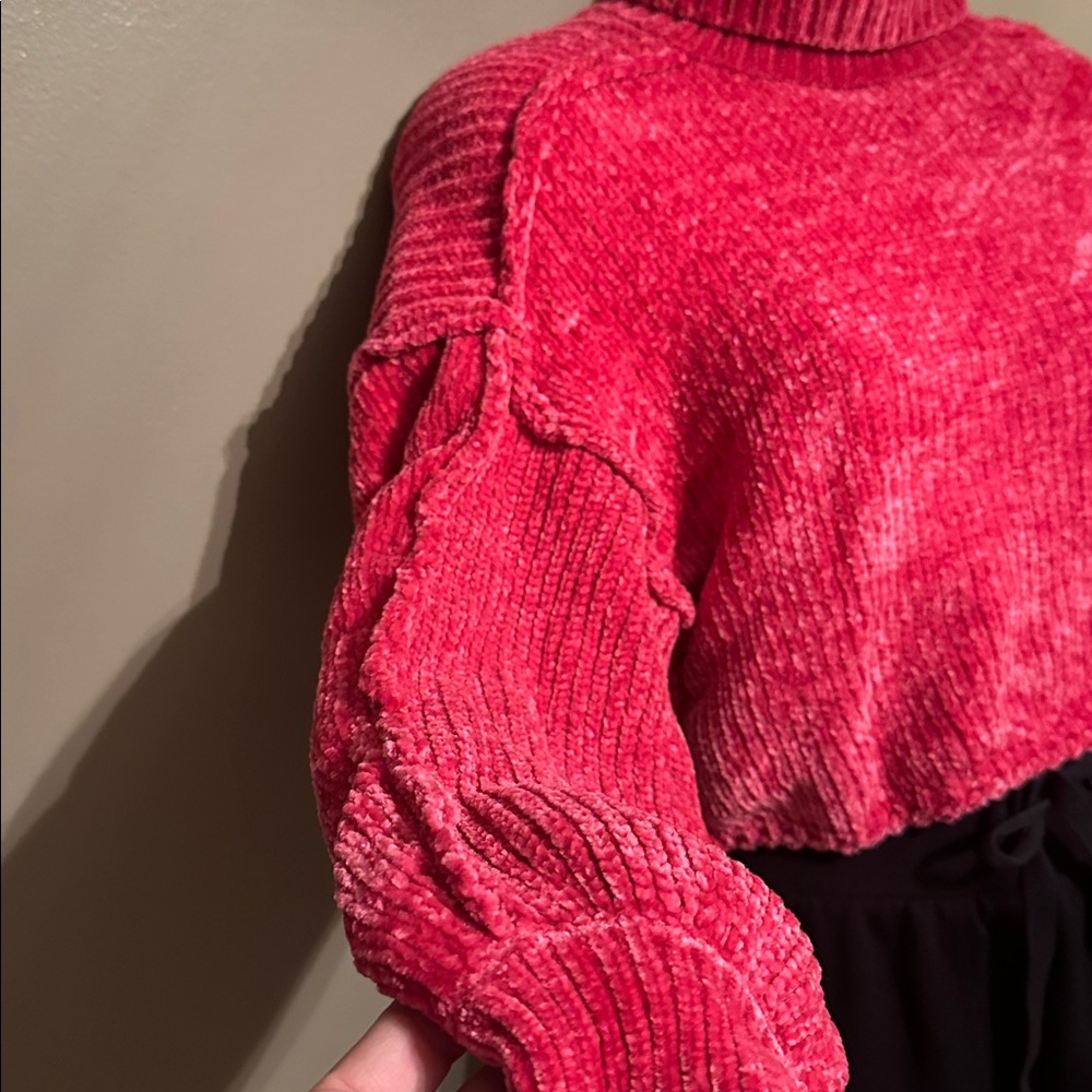 Altar’d State Hot Pink Cropped Chenille Turtleneck Sweater oversized & NWT - Picture 2 of 8